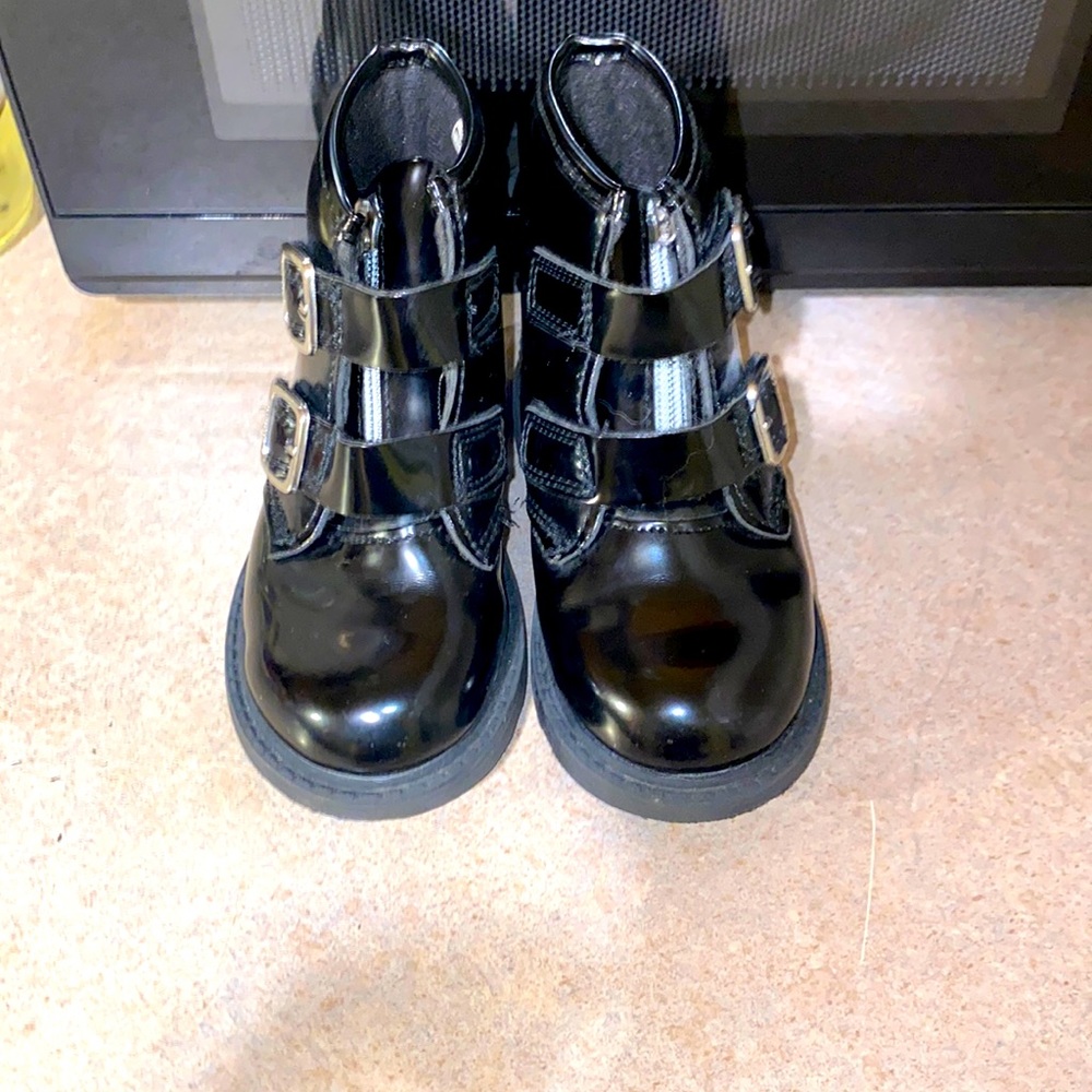 Black boots